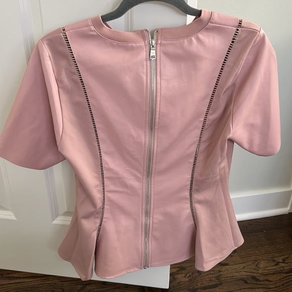 Blouse - Picture 2 of 4